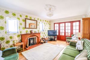 Living Room- click for photo gallery